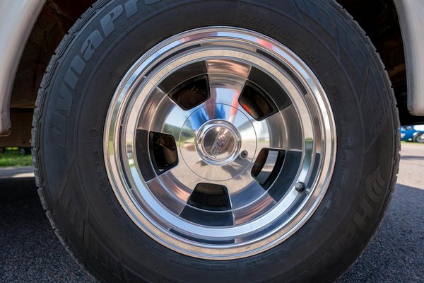 Pourquoi choisir la location de bus avec chauffeur pour vos événements d'entreprise ?